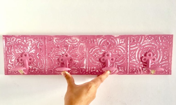 How to make a pintyplus spray coat rack
