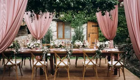 Do you have a budget for your wedding decorations?