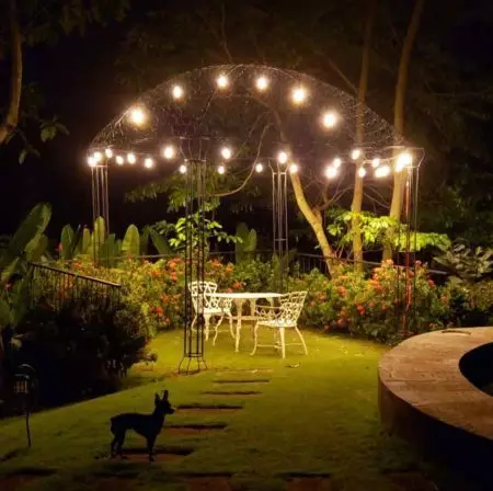 Here are 13 ideas and tips for lighting up your garden